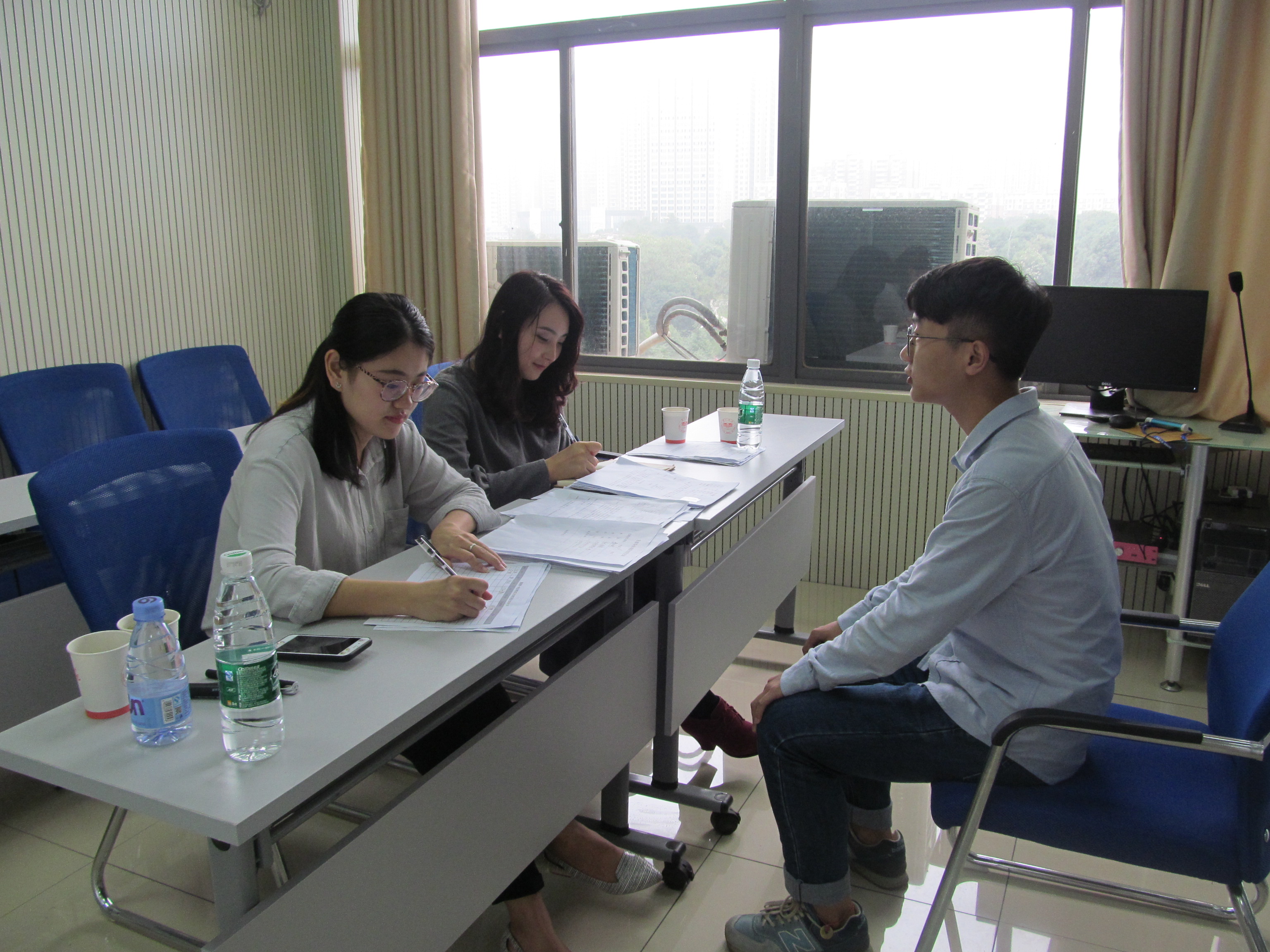我校举行第三批深圳东部华侨城教学班学员选拔面试 我校举行第三批深圳东部华侨城教学班学员选拔面试